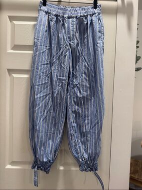 Anthropologie Blue and White Striped Joggers like new size xs